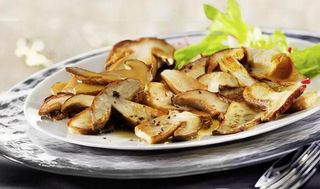 FUNGHI PORCINI A FETTE  (5795)