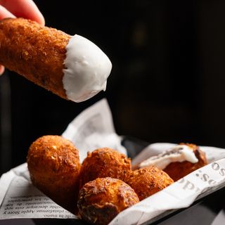 Tequeños de maiz y queso ( 6 uds )