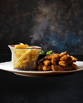 Pileći štapići u susamu