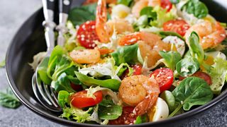 Gambas Con Tomate Cherry