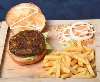 Vegeterian Burger with Fries 