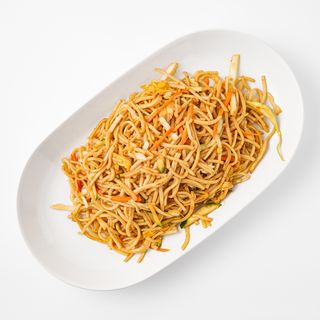 Domaći rezanci s povrćem