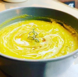 Supă cremă de mazăre