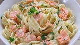 Tagliatelle Verdi Al Salmone