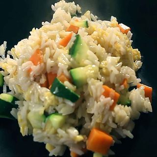 Riso saltato con verdure