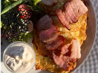 Деруни з беконом