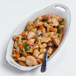 Pollo Con Almendras