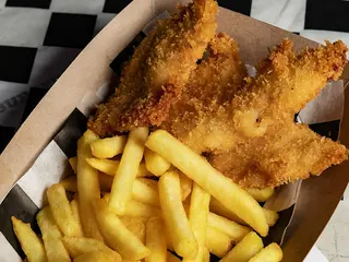 CHICKEN & FRIES