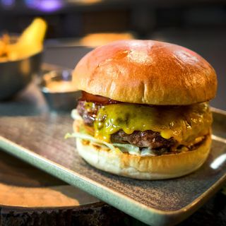 Hamburguesa Cheese Strong