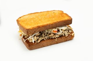 Sándwich Caprichoso De Pollo