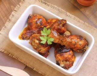 Jamoncitos De Pollo Con Salsa Barbacoa