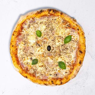 Capricciosa Pizza Combo