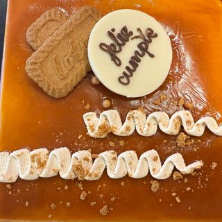 Tarta semifria de Lotus para 6/8 personas