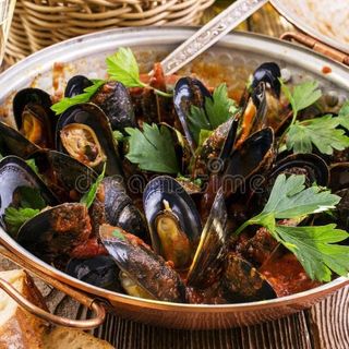 Cataplana de Mexilhão (2 pessoas)