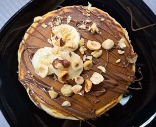 Američka palačinka sa Kit Kat kremom