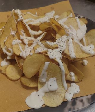Chips pepe e fonduta grana 24 mesi