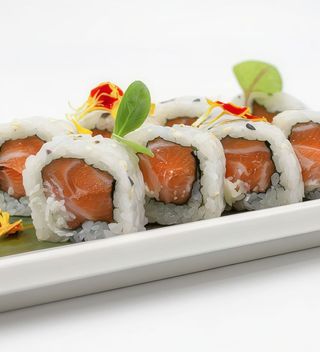 70. Salmon roll - 8 pezzi
