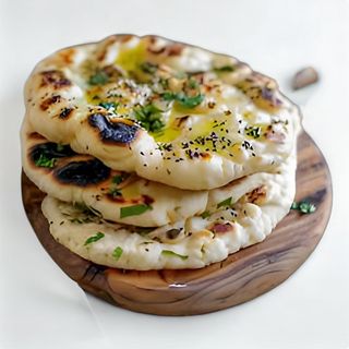 30 Aloo naan