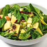 Салата с бейби спанак и ябълки 300 г