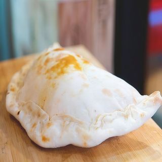 Pizza Calzone Di Formaggio (33 Cm.)