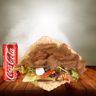 Średnia bułka , Coca Cola 330 ml