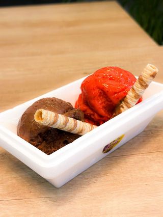 Duas bolas de gelado 