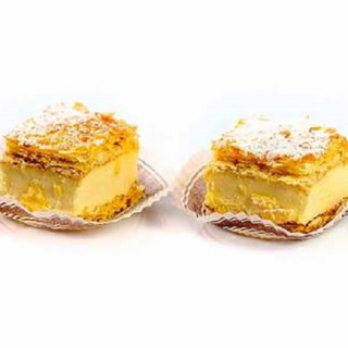 Prăjitură mini cremșnit