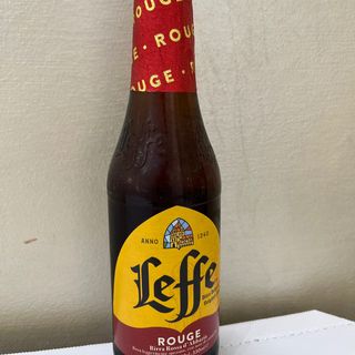 Leffe Rouge 33 cl + pizza wurstel e patatine