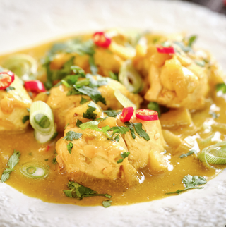 Pollo Con Salsa Curry