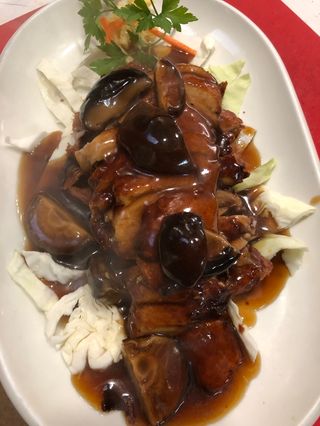 Pato con setas chinas