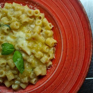 Pasta e Patate con provola e formaggio