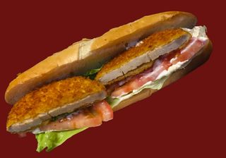 Bocadillo De Pollo Crujiente Con Y Lechuga Y Mayonesa 