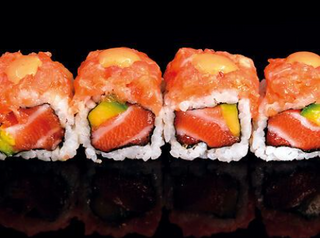 Spicy sake roll 4 pezzi