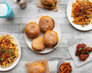 Menú 4 Hamburguesas De Pollo Y 4 Hamburguesas De Ternera