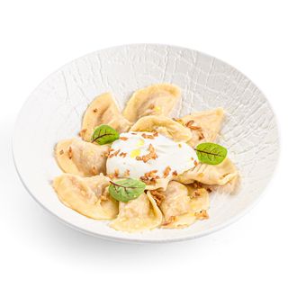 Вареники с картофелем и сметаной 