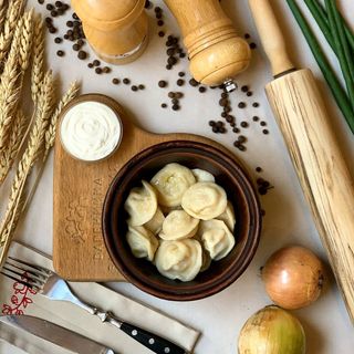 Пельмені з куркою та сиром 