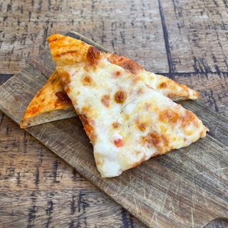 Pizza Margherita (porción)