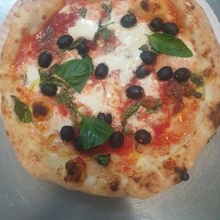 Pizza Napoli