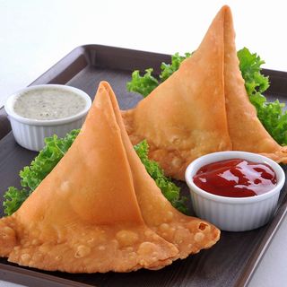 Samosa vegetariana 