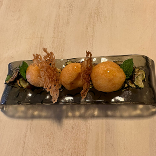 Croqueta De Ricotta Con Crema De Berenjena