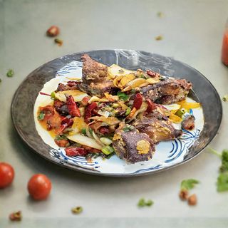 93. Piedini di maiale con salsa piccante