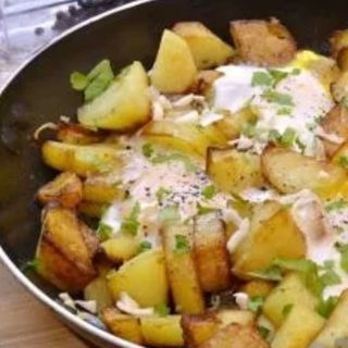 Potatoes with egg and gerbs 