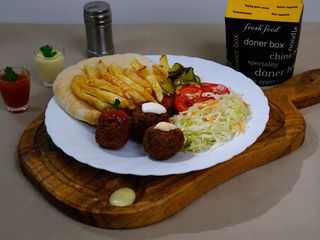 Falafel farfurie