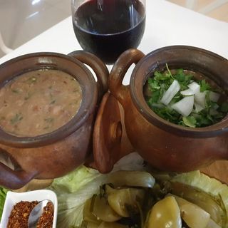 ლობიო ქოანში ნიგვზით