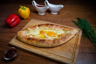Хачапури по-аджарски