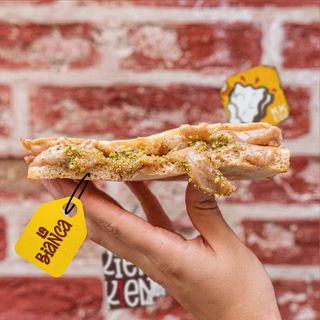 La Bianca - Chocolate Blanco y trozos de Pistachos Regular