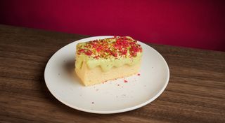 ფსტის კასტელა