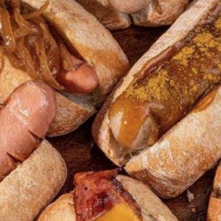 Artisans With Gouda And Mushrooms