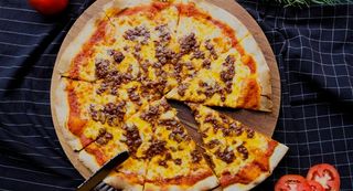 Pizza Boloñesa (33 Cm.)