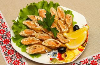 Блинчики с семгой